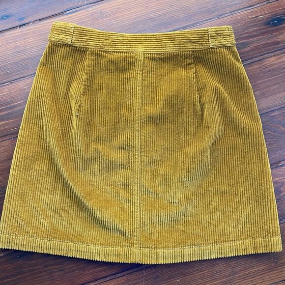 Madewell Metropolis patch pocket wide tooth corduroy A-line button up skirt sz 4 - Picture 5 of 5